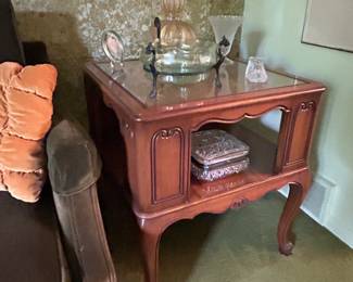 1 of 2 Lovely Endtables