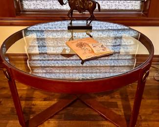 Round Modern Coffee Table wood/glass