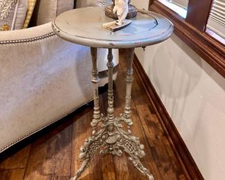 Painted Iron base small wood top Cute
Upstairs 