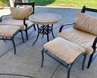 Metal Patio Chairs Pr w/Ottomans
Umbrella separate