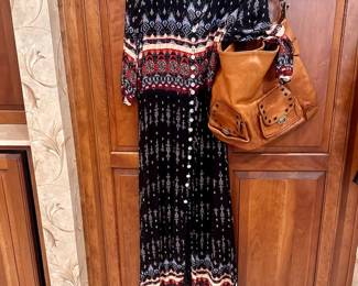 Good Selection of Leather Bags 