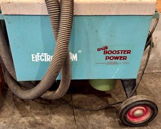 Vintage Electron Groom / Horses