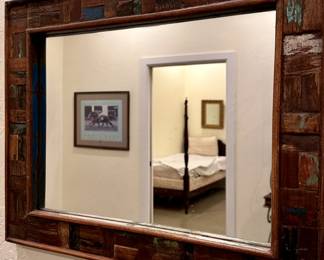 Small decor frame / mirror 
In guest quarters 