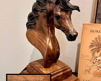 Vicki Keeling 86’ Bronze Sculpture was a presentation 
