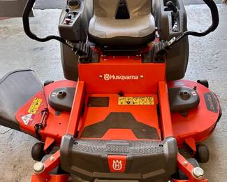 Husquvarna Zero Turn Mower w/Kawasaki engine FR691V   