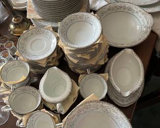 Noritake gorgeous fine china set