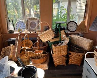 Loads of baskets of all sizes