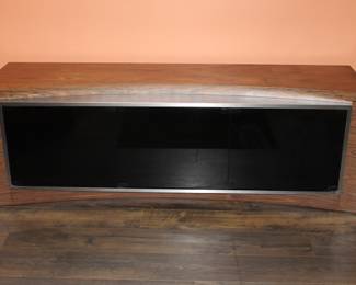 ⭐️W-6ft   D-20”   H-24”