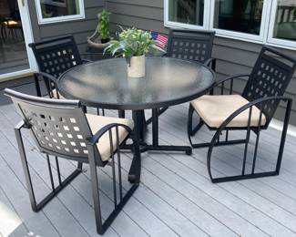 Outdoor Patio Set w/4 Arm Chairs