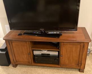 SAMSUNG TV & Media Cabinet