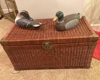 Wicker Trunk & Decoys