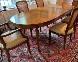 Belvedere dining table on wheels 