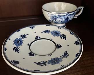 Delft like cup & saucer 