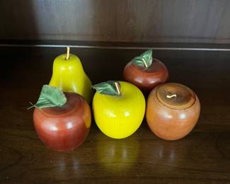 Wooden fruit 