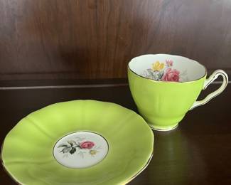 Aynsley teacup & saucer 
