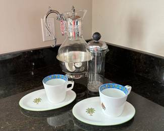 Coffee decanter and press