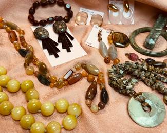 Amber, stone, rose quartz