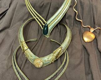 European runway dramatic neck accent rings