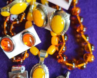 Amber and amber look