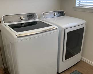 Saamsung Electric Washer Dryer