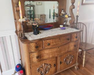 Oak sideboard with claw feet detail, original mirror. This piece is amazing. 