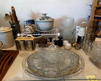 Serving wear (glass and ceramic)