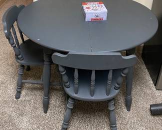 Kitchen Table and Chairs