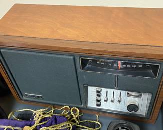Vintage Zenith Radio