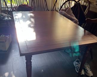 Sets 6 with 2 leaf and pads