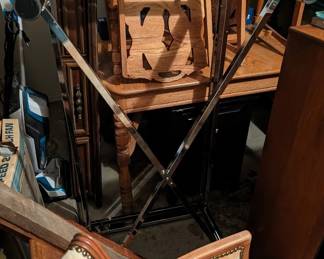 Garage GlassCoffeTableBottom