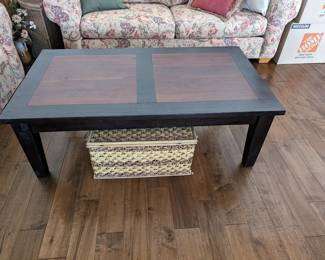 LivingRm CoffeeTable wickertrunk