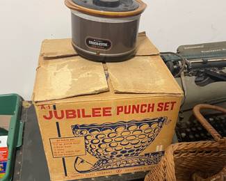 vintage Jubilee punch set 
