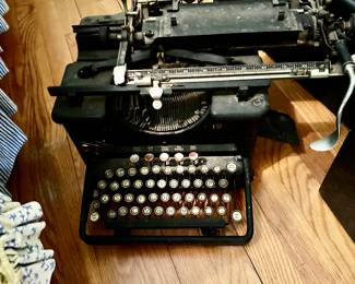 Vintage typewriter 