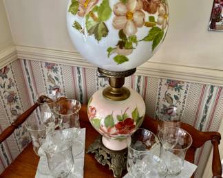 Antique gone with the wind lamp 