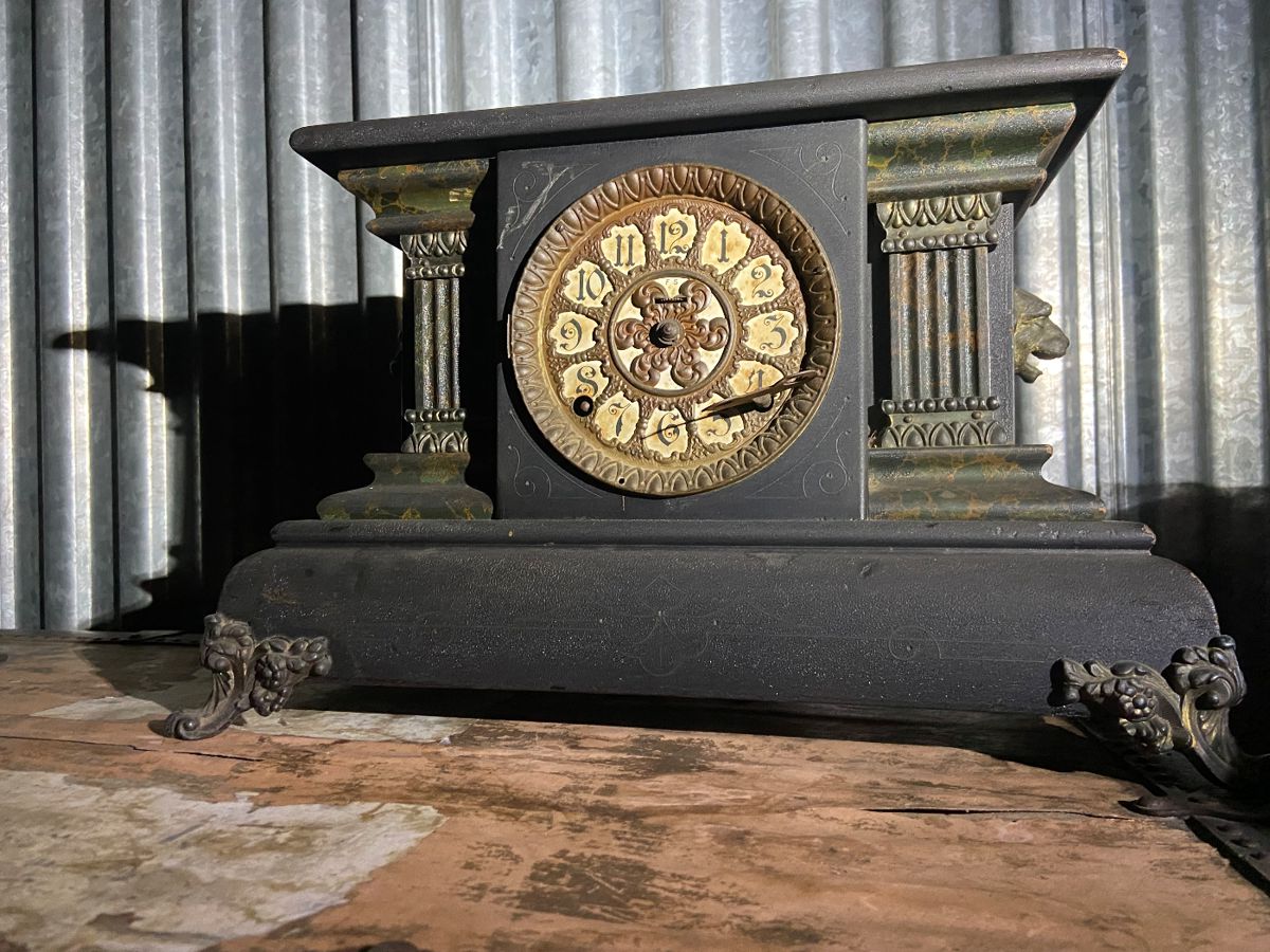 Antique Mantle Clock