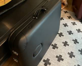 Portable massage table