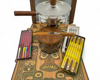 Vintage 1970s Teak Fondue Kit - Haida Placemats +	