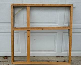 Vintage Adjustable Wood Rug Tufting Frame	