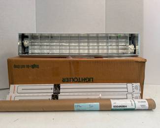 NIB Lightolier Lyteflood Track Light, Track & Lightbulbs +	