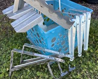 Everbilt Heavy Duty Brackets Pair, Pegboard Brackets, +	