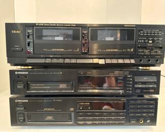 Vintage TEAC W450r Cassette Deck + Pioneer CD Players PD–M40 & M550	