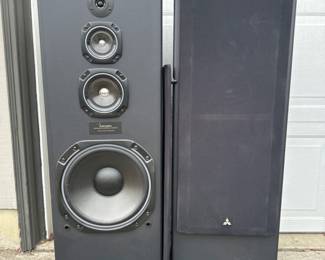Vintage Mitsubishi Black Tower Speakers M-S5200	