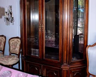 CHINA CABINET