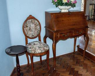 Fall Front Desk / Accent Chair