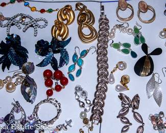 Vintage Jewelry
