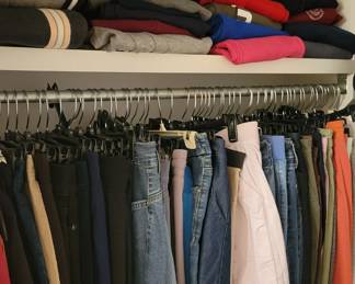 Vera Wang and Gloria Vanderbilt clothing 