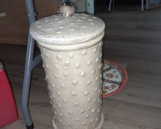 Hobnail crock with lid