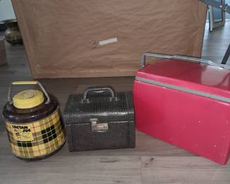 Vintage cooler, vintage thermos