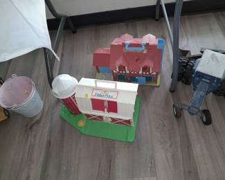 Fisher price - little people