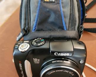 Canon Power series sx 120 is with case